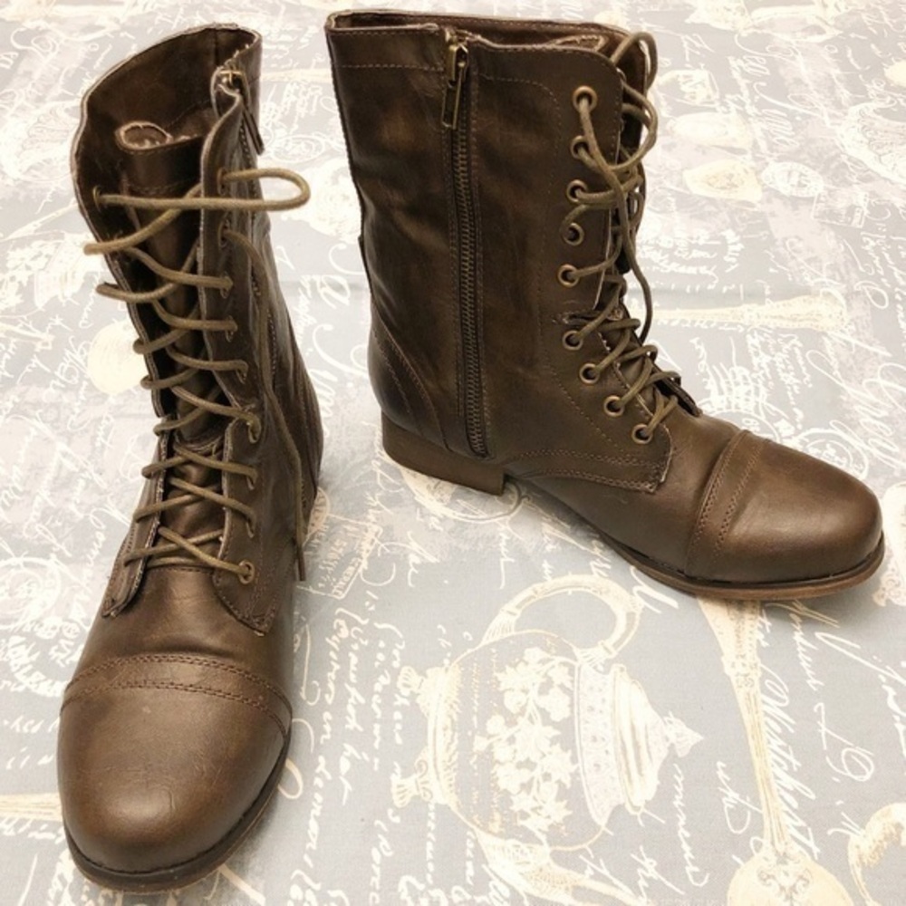 Madden girl size 7 ankle shoe boots